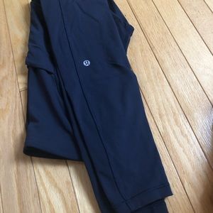 Lululemon Leggings - navy blue/purple color